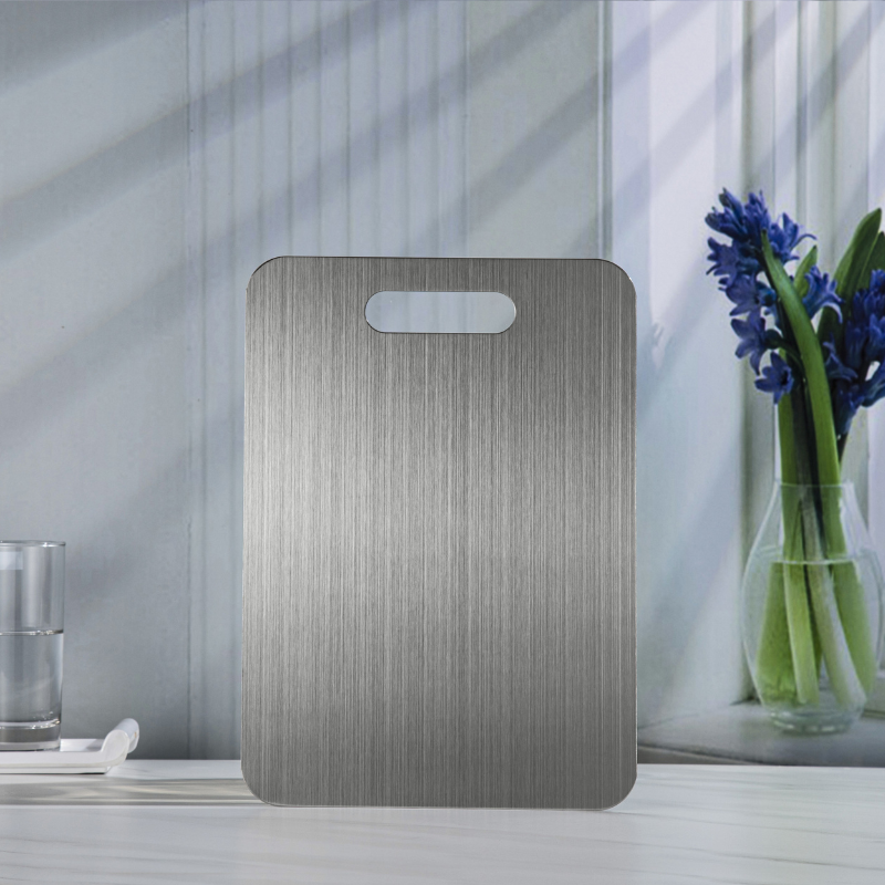 TitanEdge™  100% Pure Titanium Cutting Board